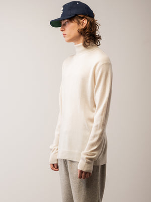 Men Turtleneck Sweater_Vintage White