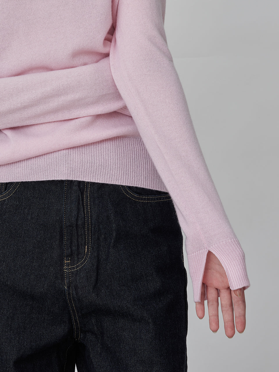 Simple High Neck Sweater_Pink Blush