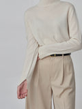 Simple High Neck Sweater_Vintage White