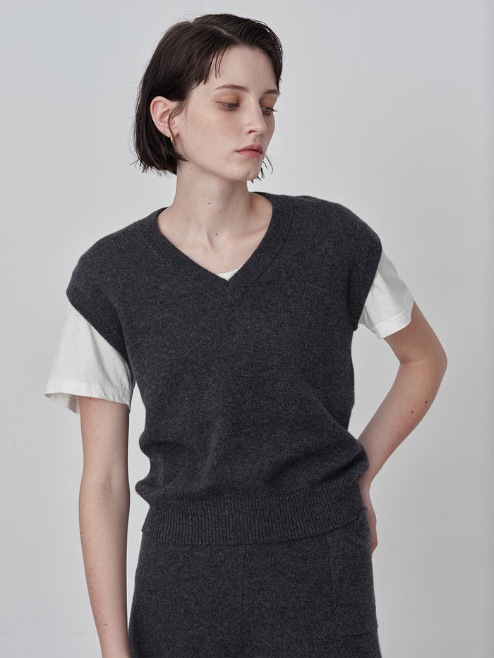 [Cafe Leandra] Detachable Sleeve Top_Graphite