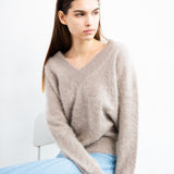 Brushed Cashmere V Neck Sweater_Taupe